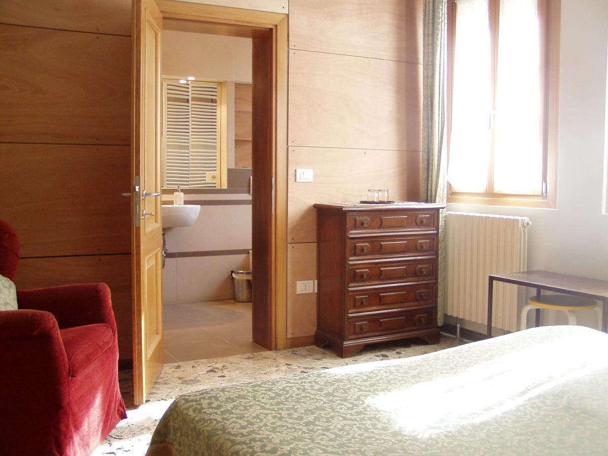 b&b allo squero Venecia Exterior foto